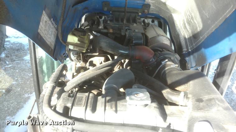 image for item DB0829 2005 New Holland TN70DA MFWD tractor