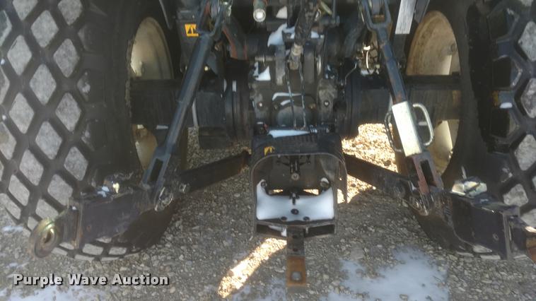 image for item DB0829 2005 New Holland TN70DA MFWD tractor