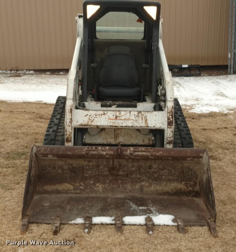 image for item DB0843 2007 Bobcat T190 skid steer