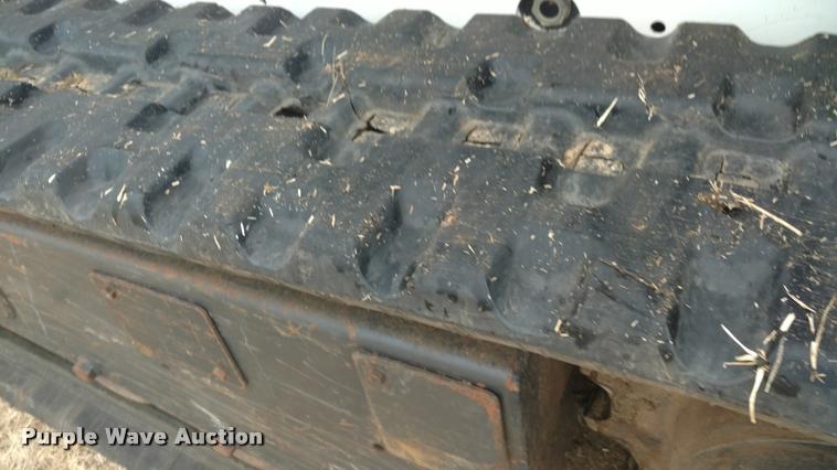 image for item DB0843 2007 Bobcat T190 skid steer