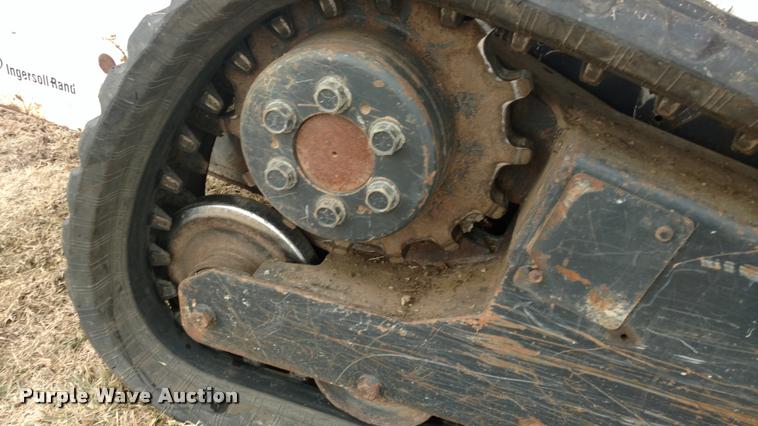 image for item DB0843 2007 Bobcat T190 skid steer