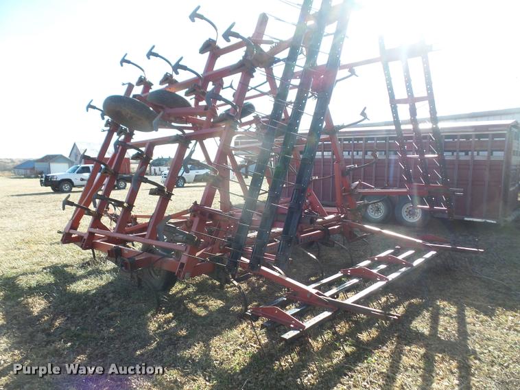 image for item DB2847 Case IH 4800 field cultivator