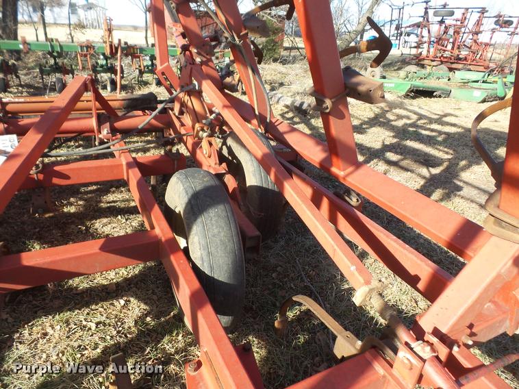 image for item DB2847 Case IH 4800 field cultivator