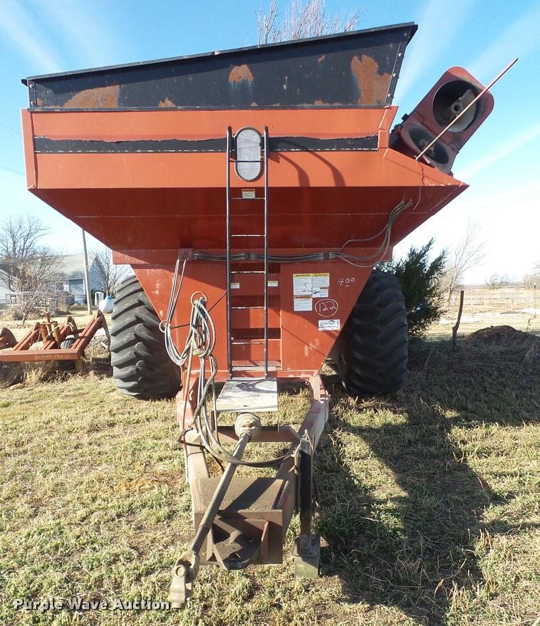 image for item DB2851 Parker 1010 grain cart