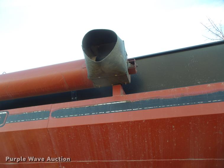 image for item DB2851 Parker 1010 grain cart