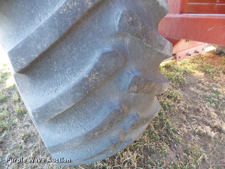 image for item DB2851 Parker 1010 grain cart