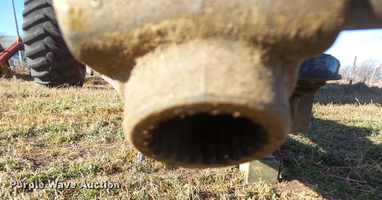 image for item DB2851 Parker 1010 grain cart