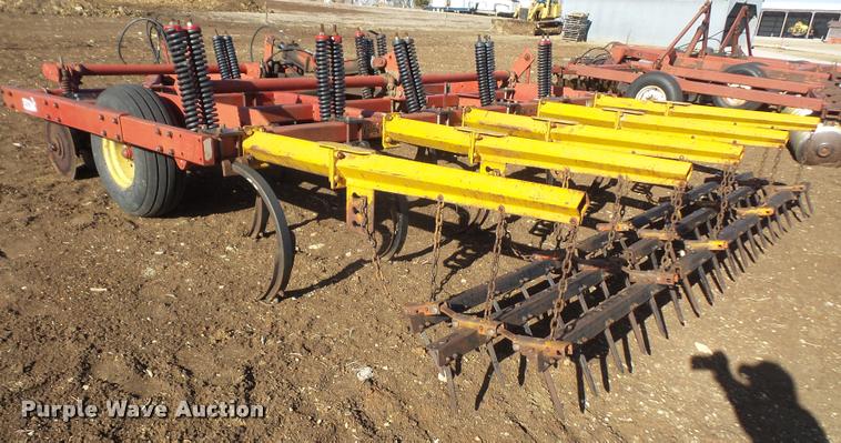 image for item DB2853 Case IH Conser-Till 6500 chisel