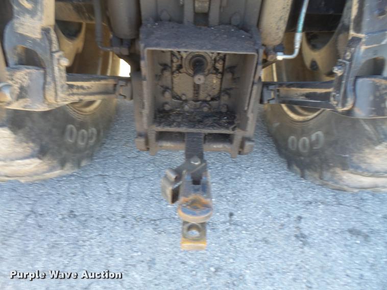 image for item DB2854 1999 Case IH MX240 MFWD tractor