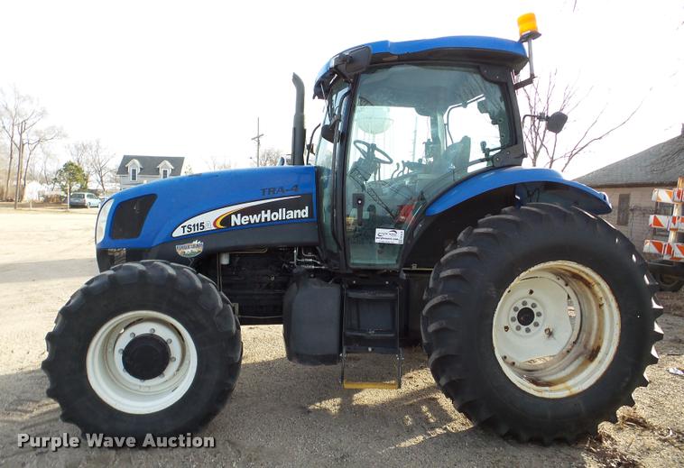 image for item DB5426 2004 New Holland TS115A MFWD tractor