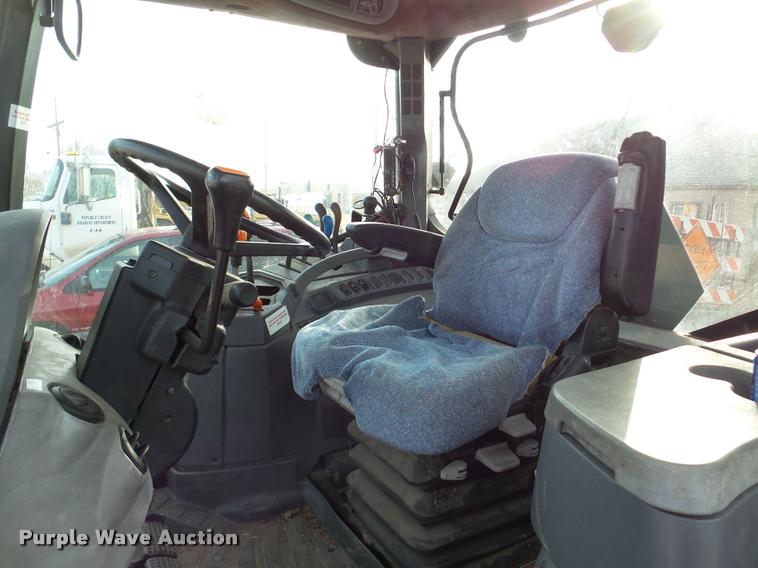 image for item DB5426 2004 New Holland TS115A MFWD tractor