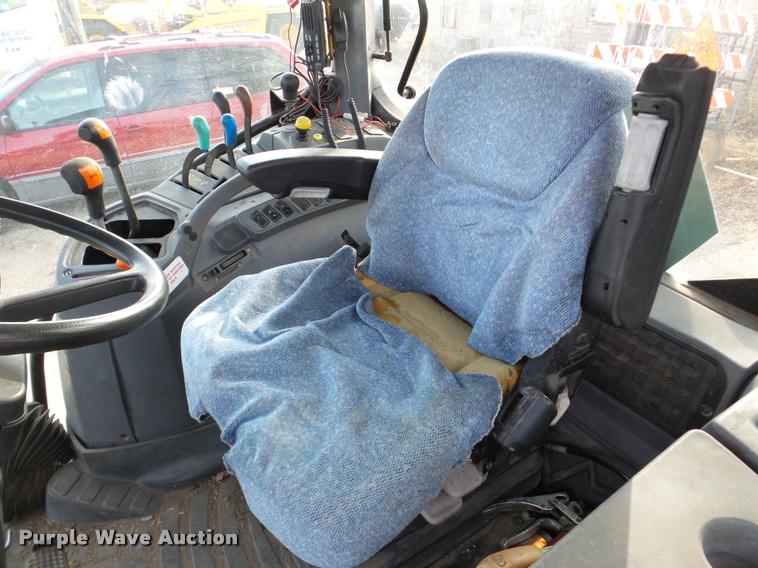 image for item DB5426 2004 New Holland TS115A MFWD tractor