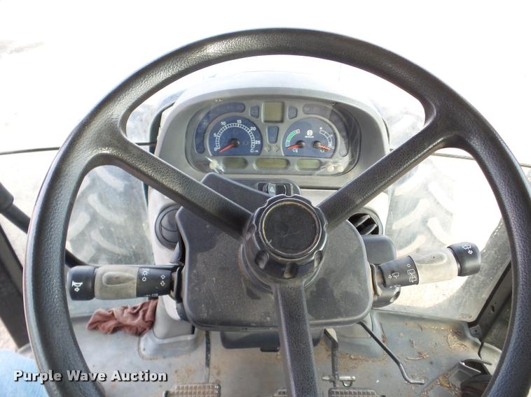 image for item DB5426 2004 New Holland TS115A MFWD tractor