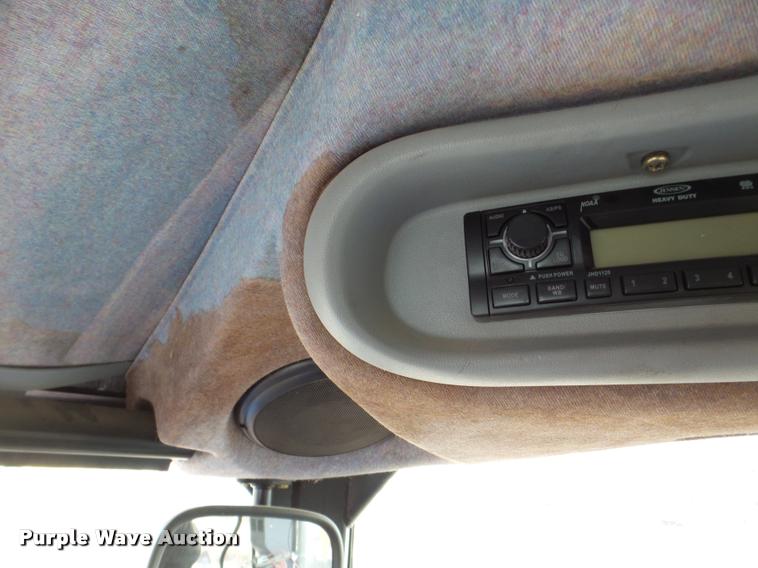 image for item DB5426 2004 New Holland TS115A MFWD tractor