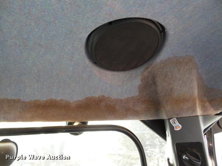 image for item DB5426 2004 New Holland TS115A MFWD tractor