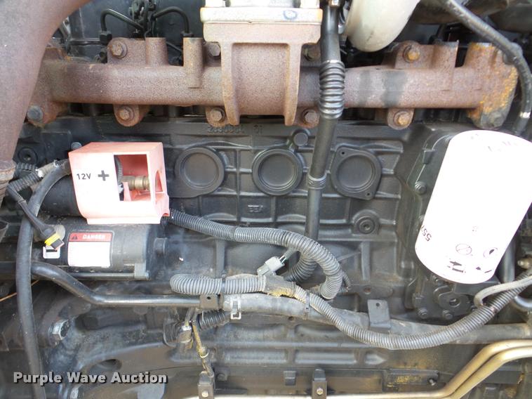 image for item DB5426 2004 New Holland TS115A MFWD tractor