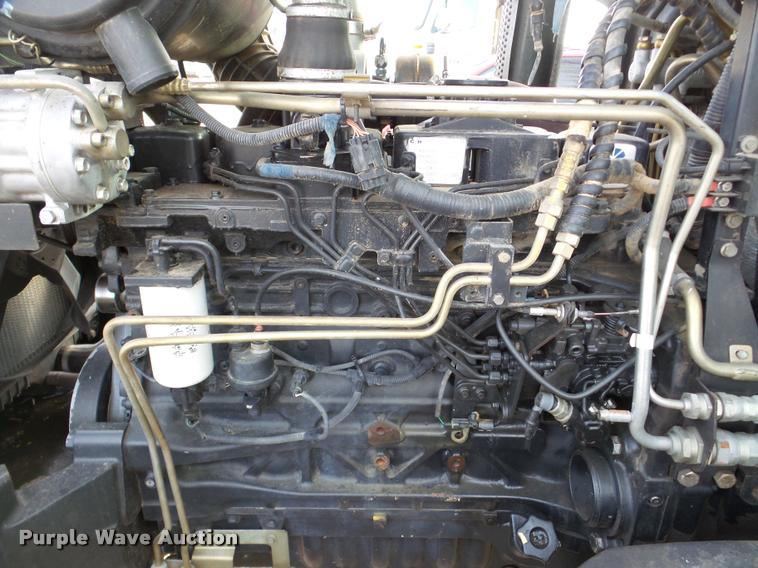 image for item DB5426 2004 New Holland TS115A MFWD tractor