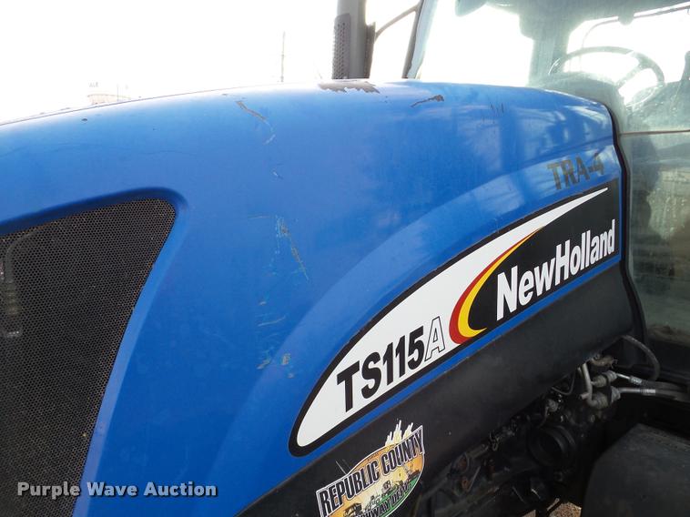 image for item DB5426 2004 New Holland TS115A MFWD tractor