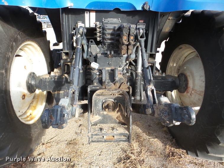 image for item DB5426 2004 New Holland TS115A MFWD tractor