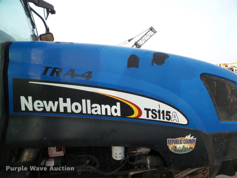 image for item DB5426 2004 New Holland TS115A MFWD tractor