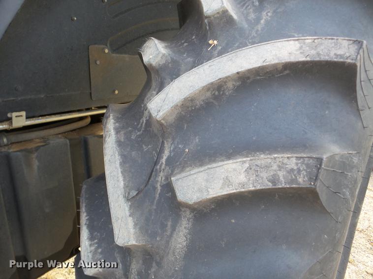 image for item DB5426 2004 New Holland TS115A MFWD tractor