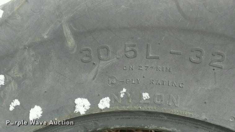 image for item F1918 Firestone 30.5L-32 tire