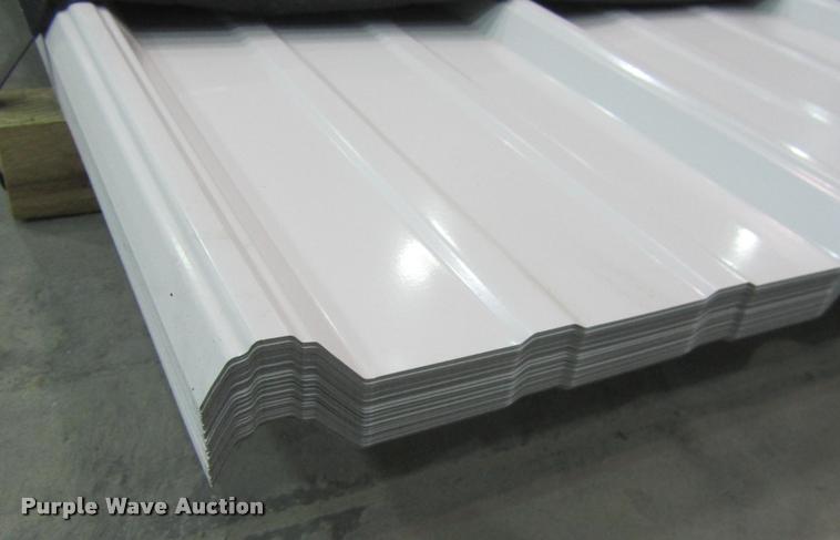 image for item F1928 (88) sheets of metal siding/roofing