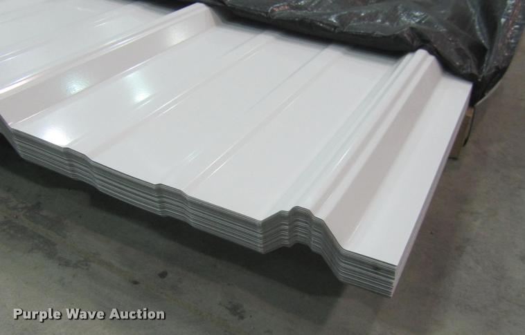 image for item F1928 (88) sheets of metal siding/roofing
