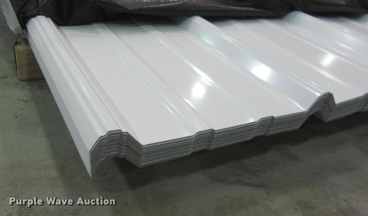 image for item F1928 (88) sheets of metal siding/roofing
