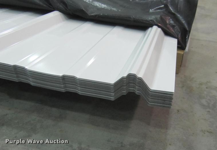 image for item F1928 (88) sheets of metal siding/roofing