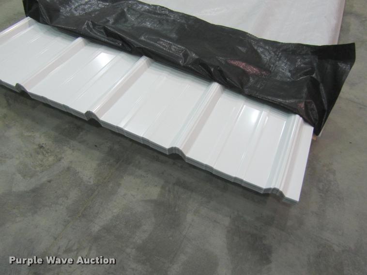image for item F1928 (88) sheets of metal siding/roofing