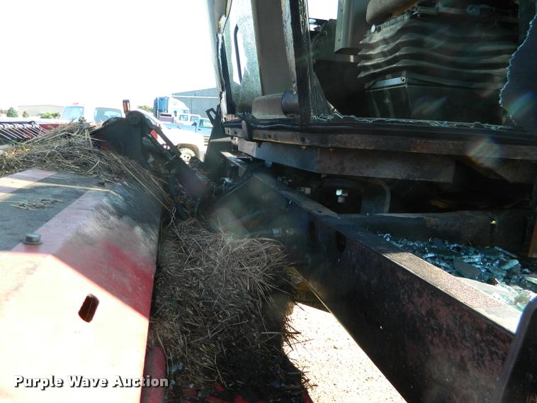 image for item J5124 2002 Case WDX1101 self-propelled windrower