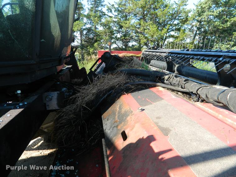 image for item J5124 2002 Case WDX1101 self-propelled windrower