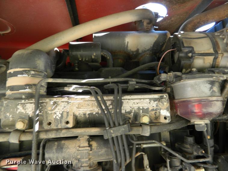 image for item J5124 2002 Case WDX1101 self-propelled windrower