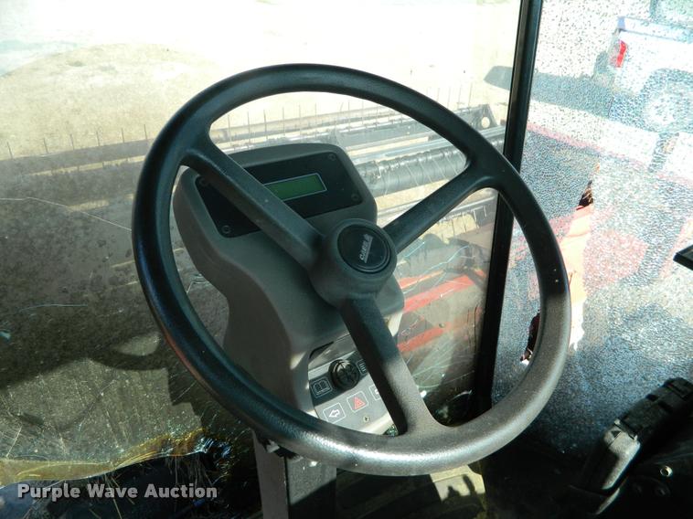 image for item J5124 2002 Case WDX1101 self-propelled windrower