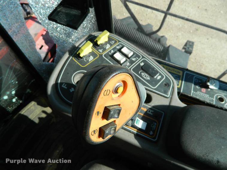 image for item J5124 2002 Case WDX1101 self-propelled windrower