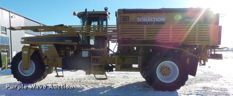image for item J5454 2009 Ag-Chem TerraGator 9203 self-propelled applicator