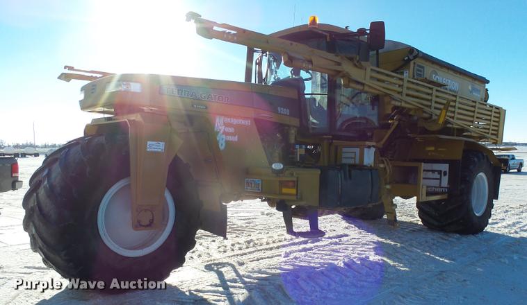 image for item J5454 2009 Ag-Chem TerraGator 9203 self-propelled applicator