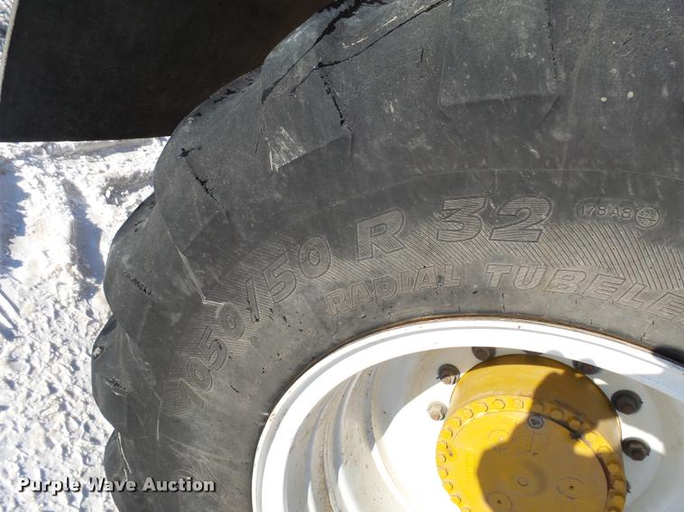 image for item J5454 2009 Ag-Chem TerraGator 9203 self-propelled applicator