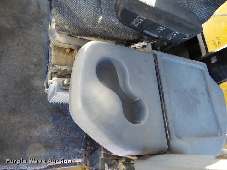 image for item J5454 2009 Ag-Chem TerraGator 9203 self-propelled applicator