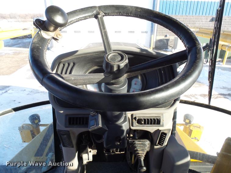 image for item J5454 2009 Ag-Chem TerraGator 9203 self-propelled applicator