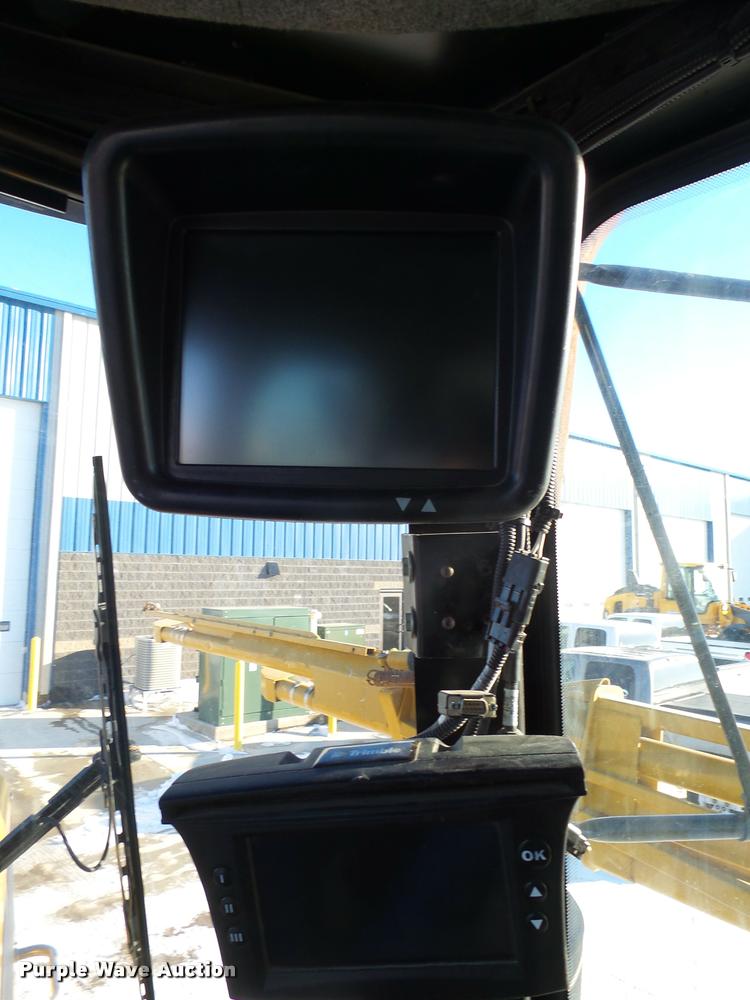 image for item J5454 2009 Ag-Chem TerraGator 9203 self-propelled applicator