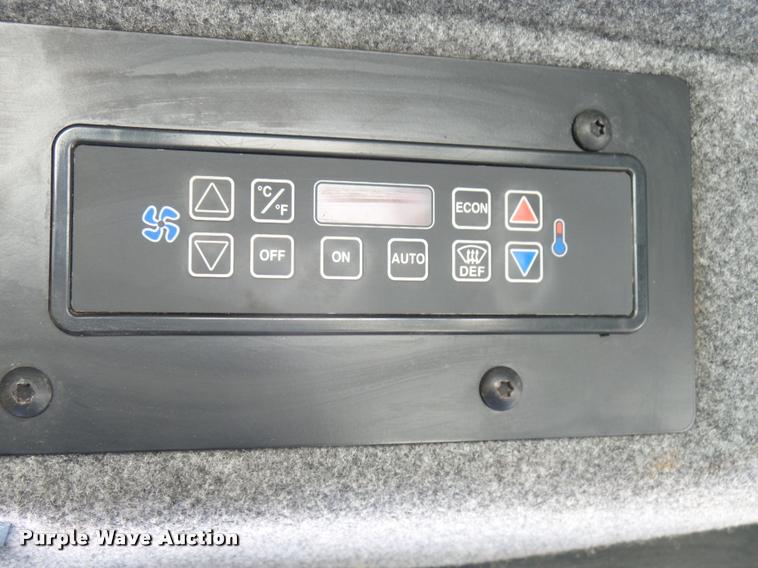 image for item J5454 2009 Ag-Chem TerraGator 9203 self-propelled applicator