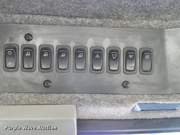 image for item J5454 2009 Ag-Chem TerraGator 9203 self-propelled applicator