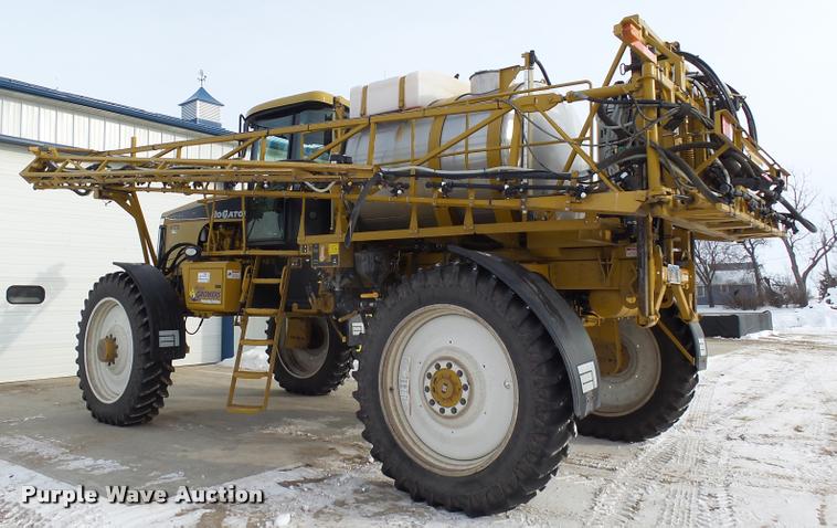 image for item J5455 2008 Ag-Chem RoGator 1286C self-propelled sprayer