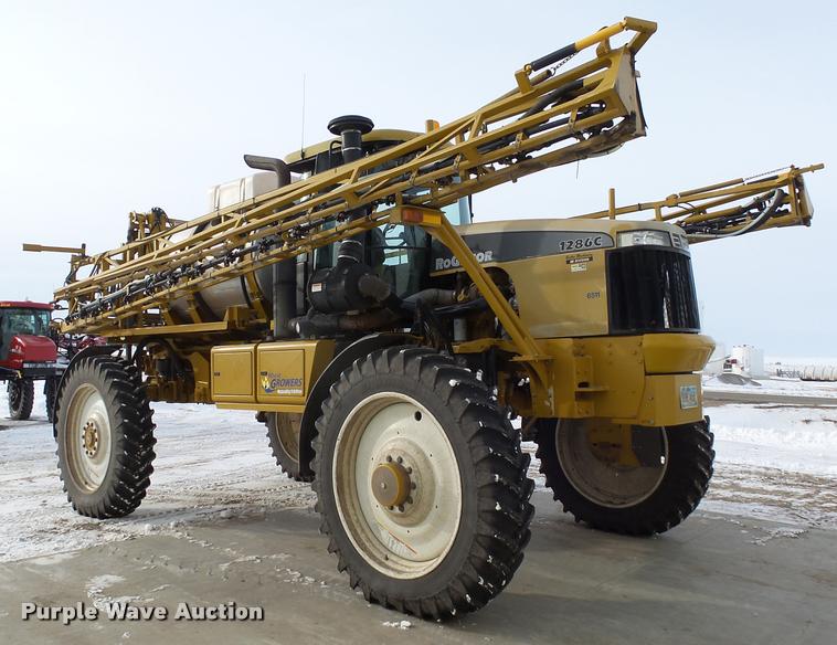 image for item J5455 2008 Ag-Chem RoGator 1286C self-propelled sprayer