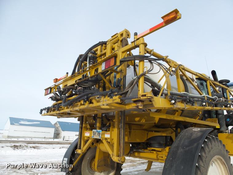 image for item J5455 2008 Ag-Chem RoGator 1286C self-propelled sprayer