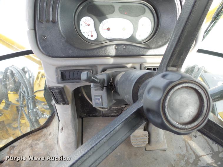 image for item J5455 2008 Ag-Chem RoGator 1286C self-propelled sprayer