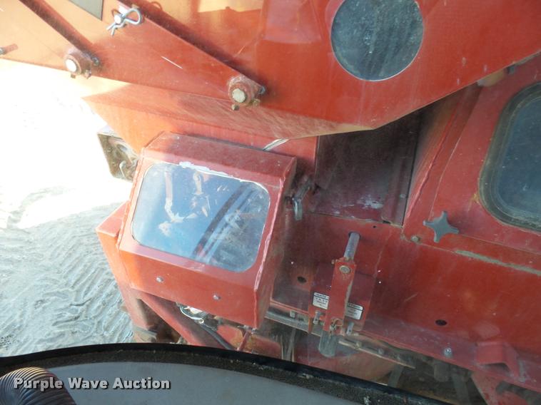 image for item J5457 2010 Case IH 3520 self-propelled applicator