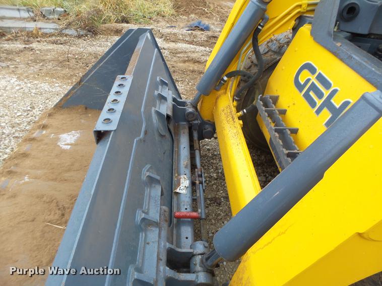 image for item K5507 2014 Gehl R220 skid steer